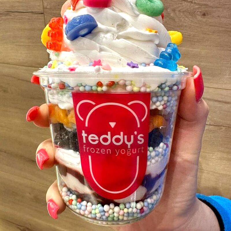 ظروف پلاستیکی شفاف یکبار مصرف برای صنایع غذایی با قابلیت چاپ فلکسو مناسب برای رویدادهای پذیرایی، رستوران‌ها و مهمانی‌ها